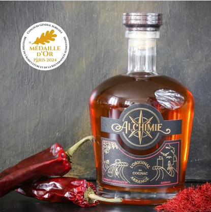 Alchimie Cognac Piment d'Espelette Safran — photo lifestyle